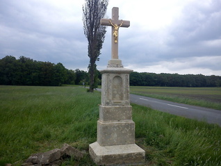 Renovace pomníku "Kříže"
